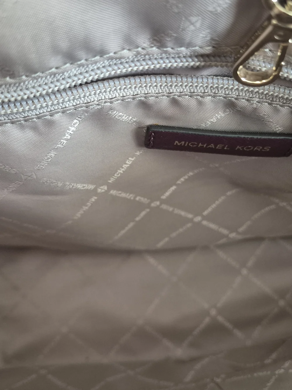 Michael Kors classic michael